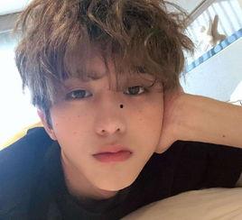 娱乐主播爆料黄景瑜王子奇,娱乐主播揭秘神秘恋情